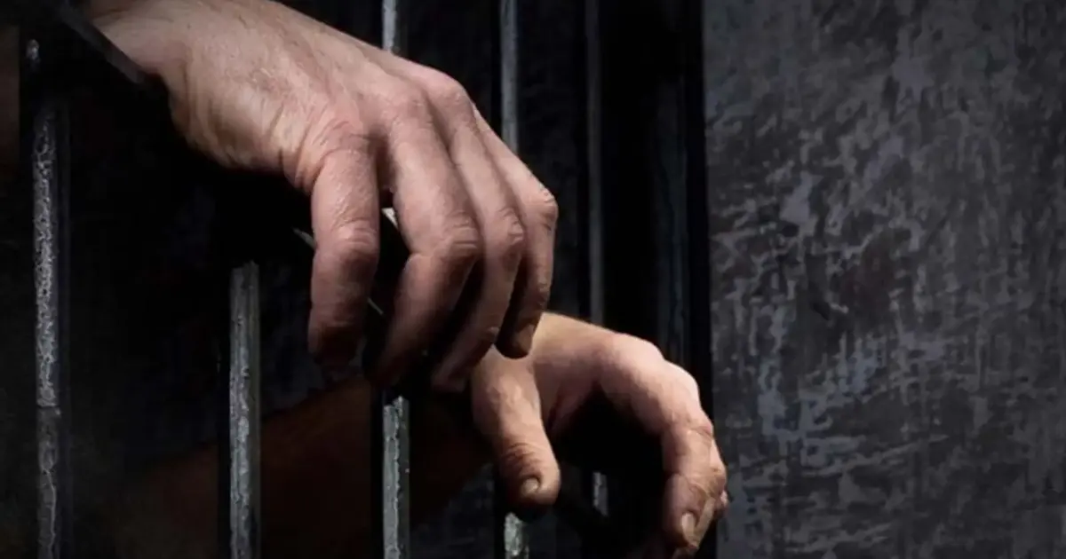 Elderly Man Imprisoned for Unpaid RM1,000 Fine Following Assault on Police Officer