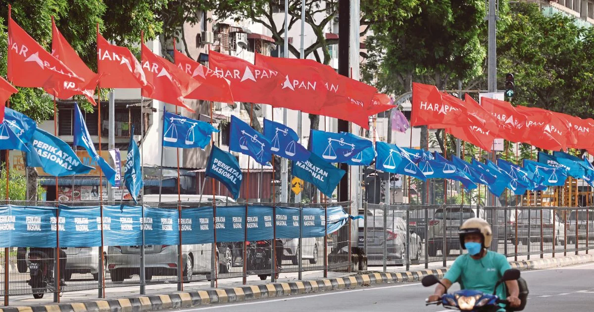Three-way battle brewing in Johor: BN, PH and PN headed for direct contests in 33 seats