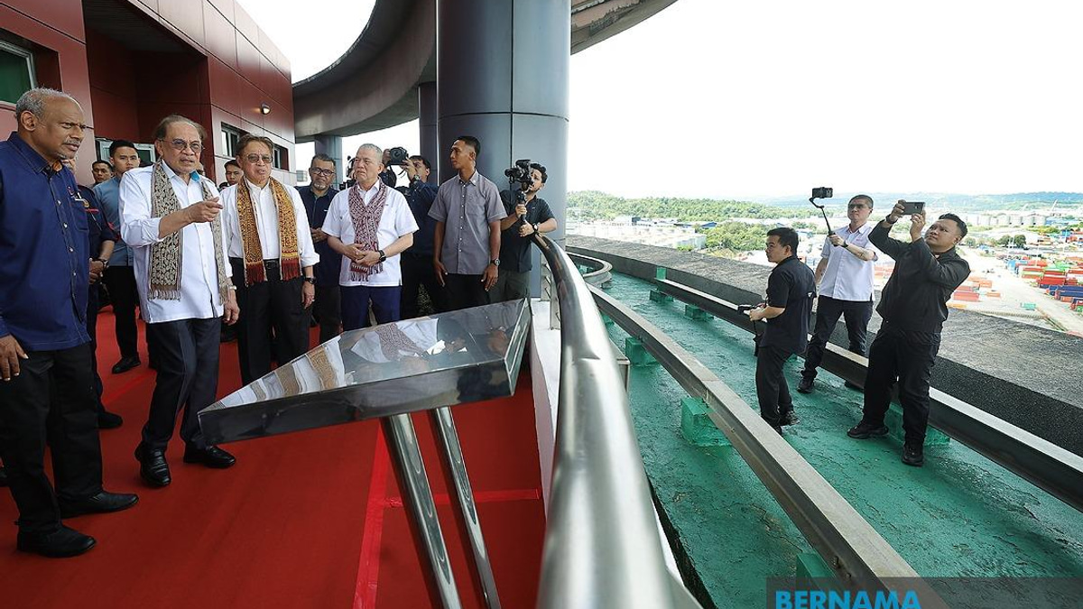Federal Government Confident in Sarawak's Ability to Operate Bintulu Port