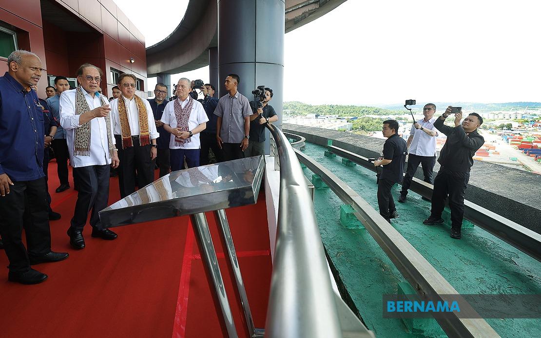 Federal Government Confident in Sarawak's Ability to Operate Bintulu Port