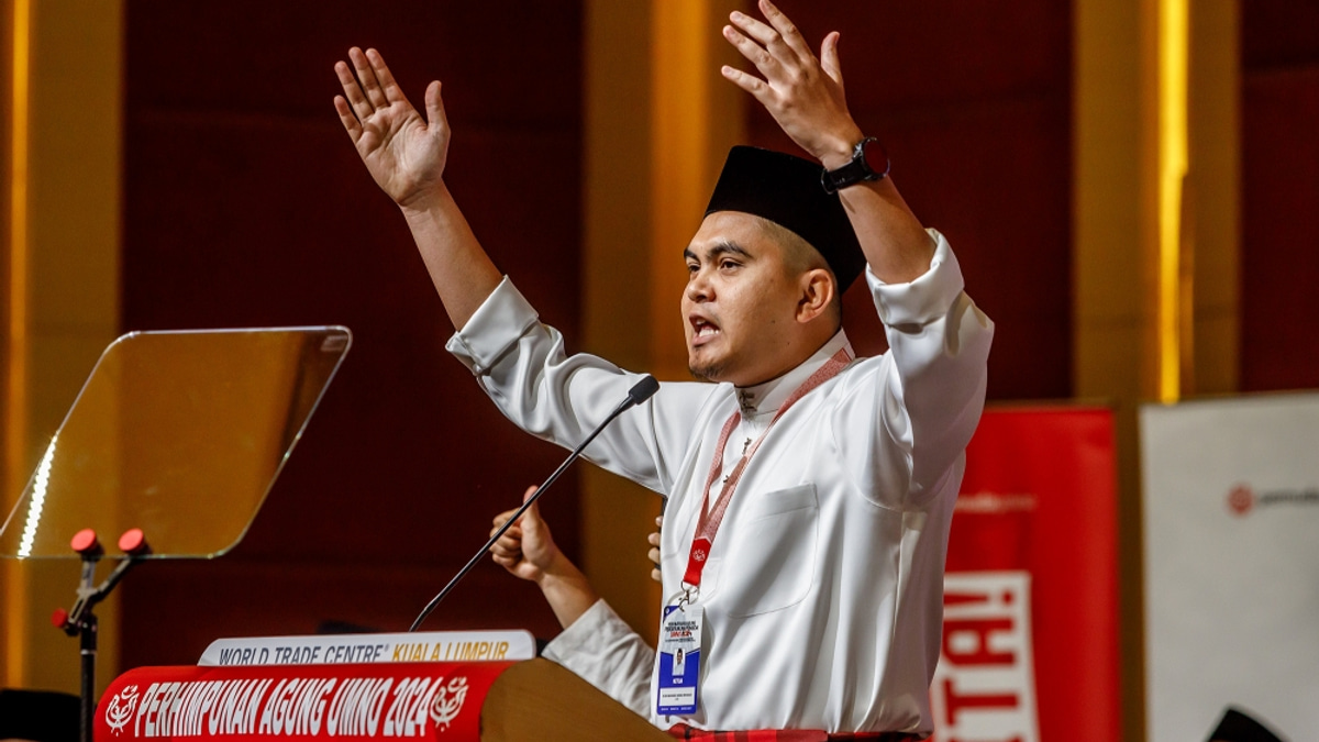 Umno Youth Chief Questions Why Only Barisan Nasional Should Exit Government Over Election Pacts