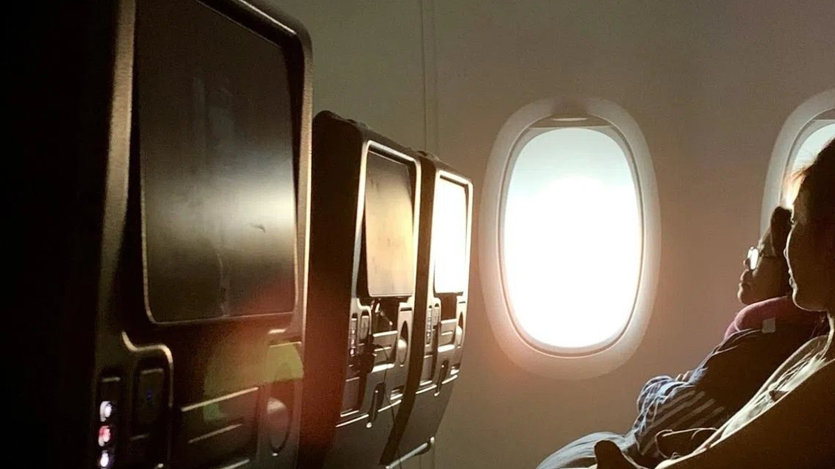 South Korean teenager petitions government for stricter rules on airline in-flight entertainment