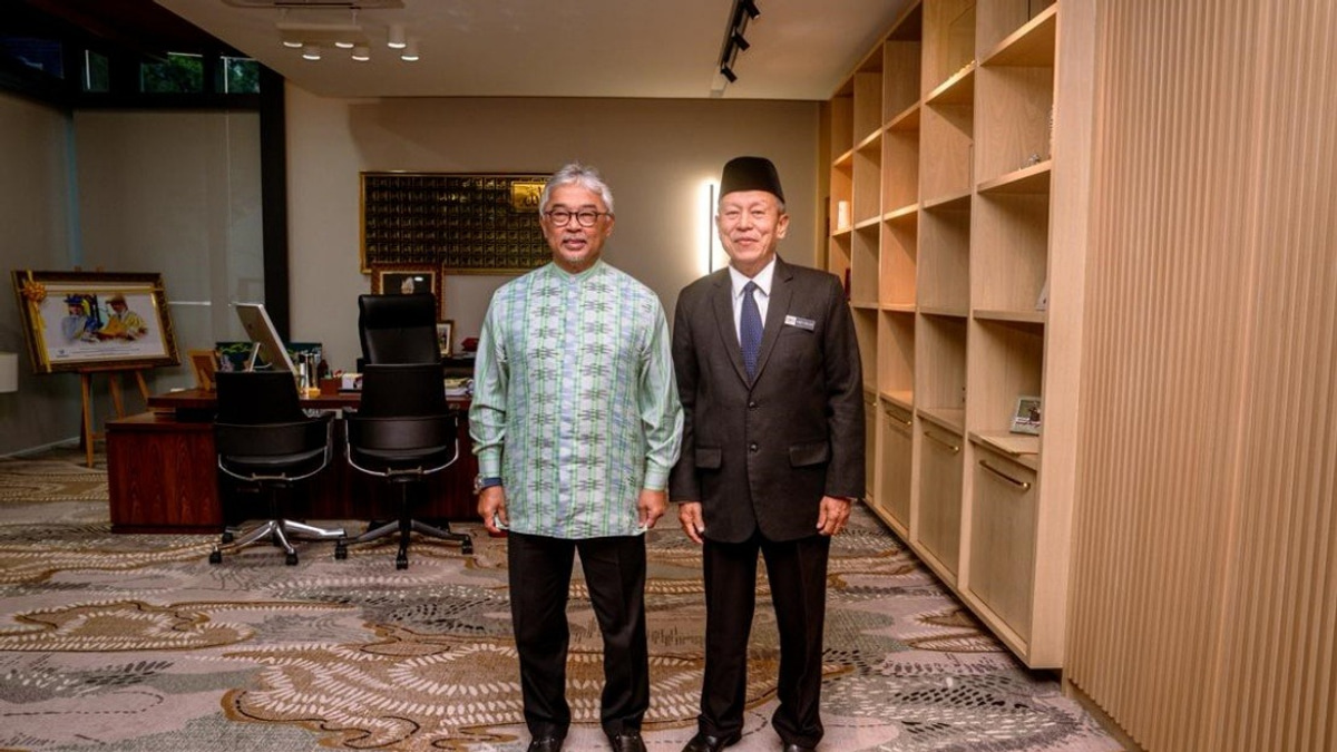 Pahang Sultan Receives MACC Chief For Integrity Briefing