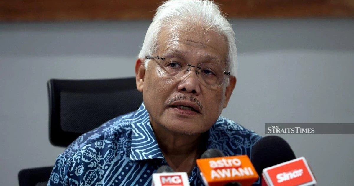 Hamzah Zainudin's New Party Eyes Peacemaker Role Between PAS and UMNO