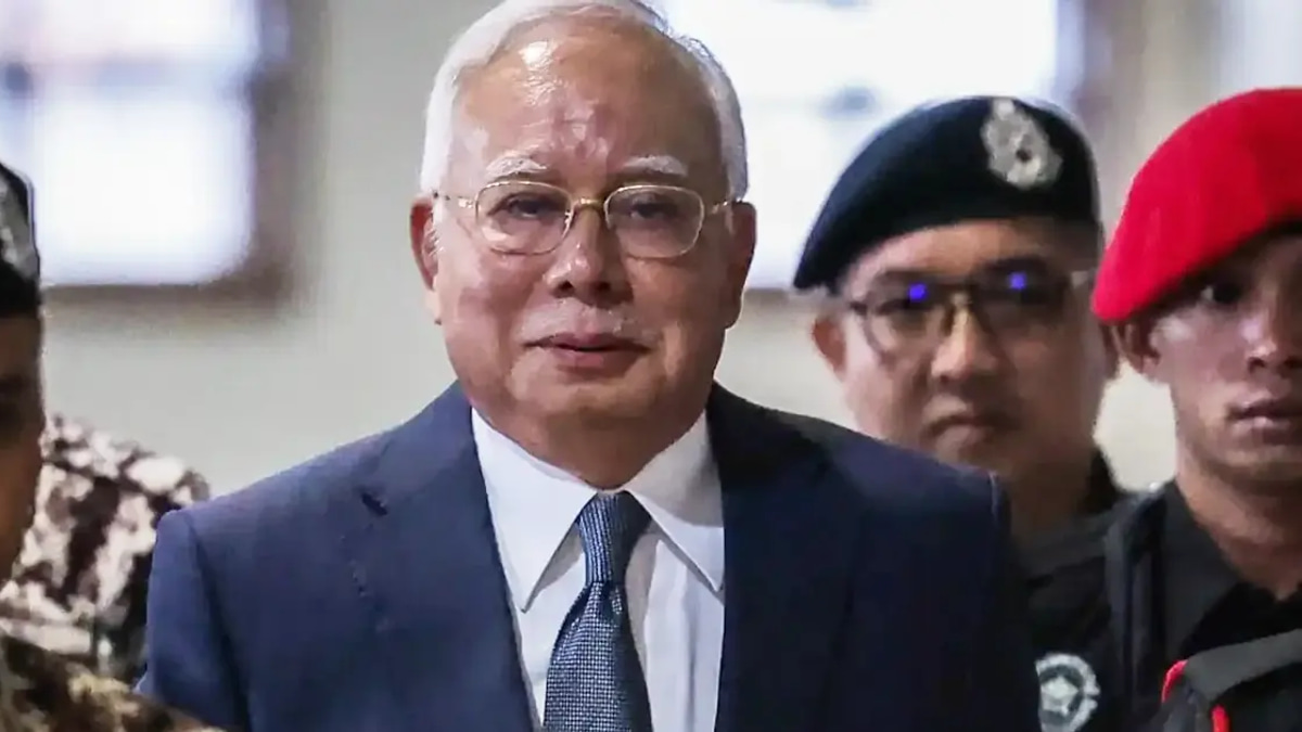 DAP Questions MCA's Position as Umno Intensifies Push to Free Najib