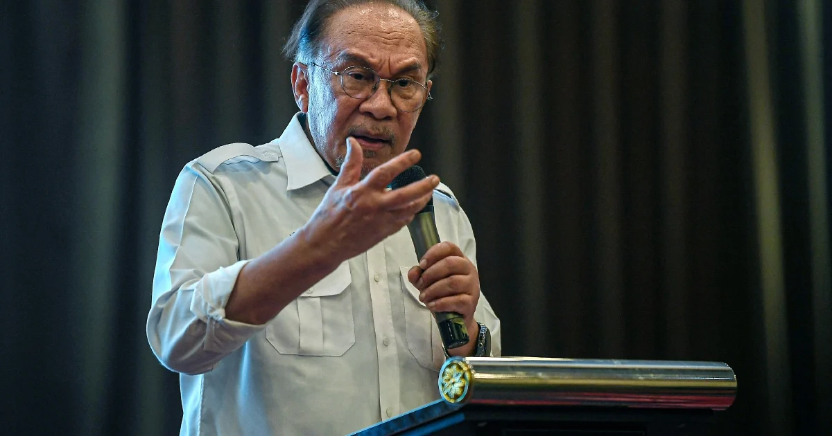 Federal Government Bears Felda's Annual RM1 Billion Debt Burden, PM Says