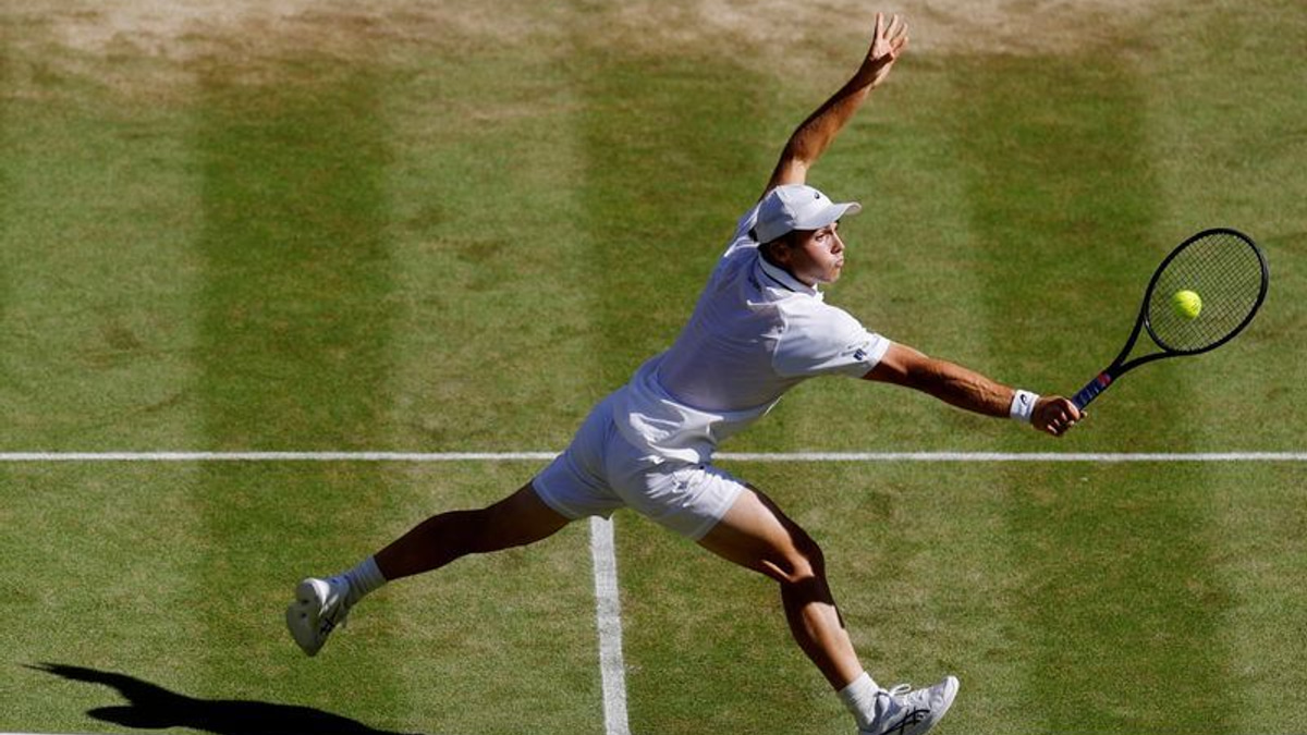 Fery's Fairytale: Britain's Wildcard Wonder Stuns Wimbledon