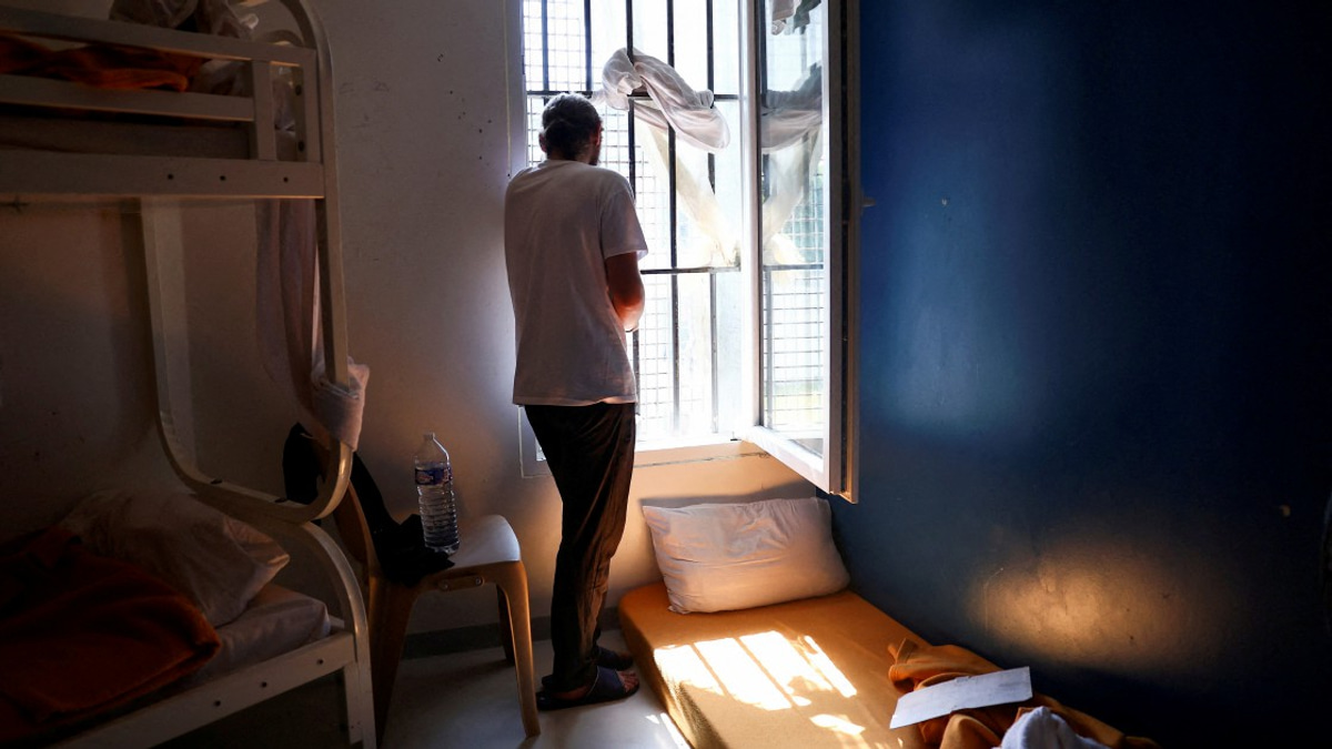 Europe's Ageing Prisons Buckle Under Heatwaves, Exposing Decades of Overcrowding