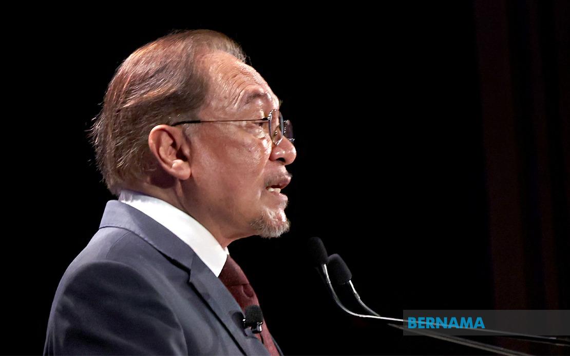 Prime Minister Anwar's Packed Itinerary in Turkmenistan Focuses on Deepening Bilateral Ties
