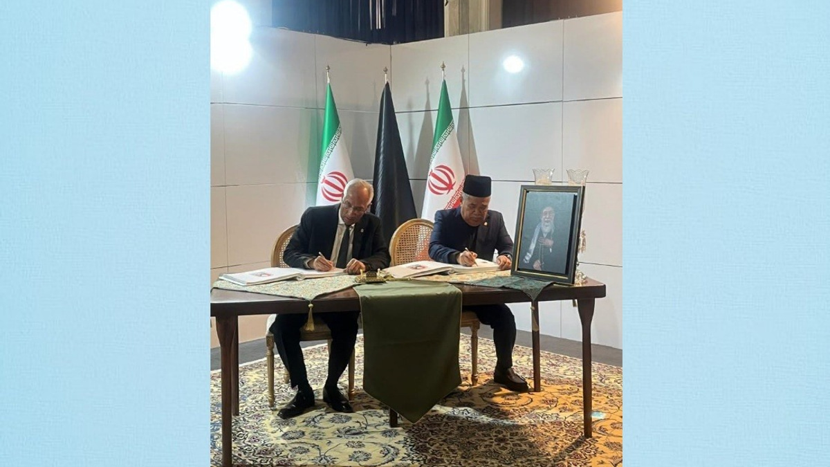 Mohamad Sabu Leads Malaysian Delegation in Honouring Late Iranian Leader Khamenei