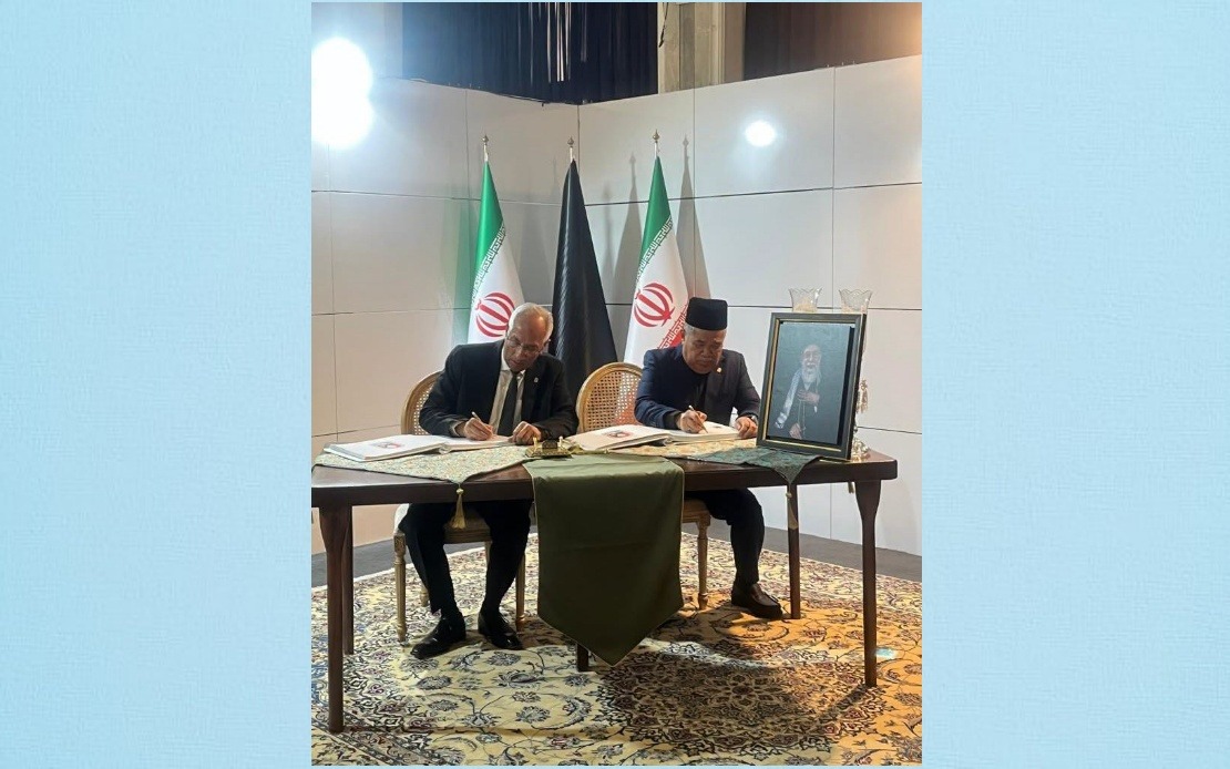 Mohamad Sabu Leads Malaysian Delegation in Honouring Late Iranian Leader Khamenei