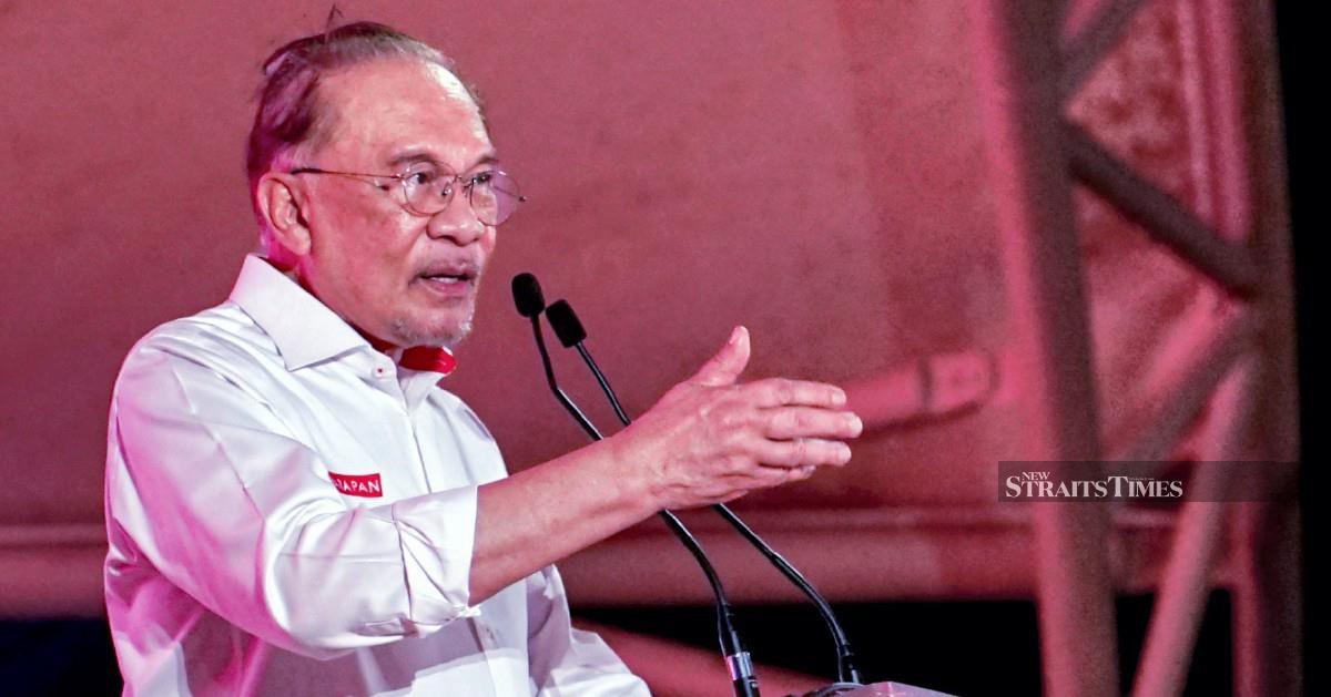 Malaysia's 5.8% Q2 Growth Signals Resilience, But Anwar Warns Reform Push Must Accelerate