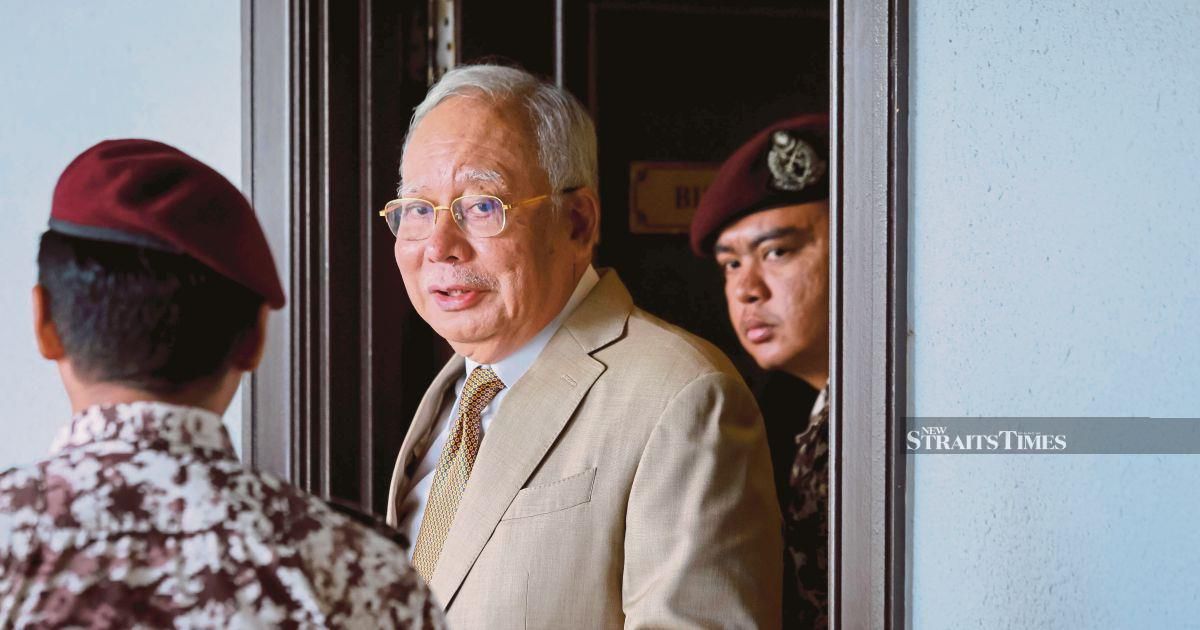 Legal Showdown Looms as Bar Council Challenges Najib's Sentence Reduction