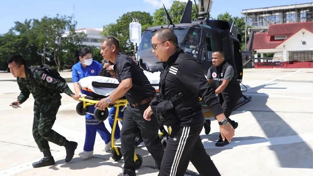 Twin bombings in Thailand's deep south wound dozen police officers