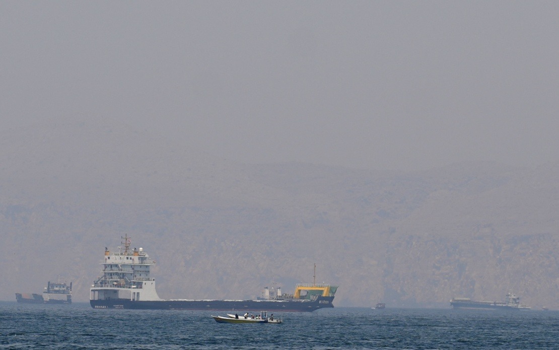 Trump Warns of US Tolls on Strait of Hormuz After 60-Day Ceasefire Window