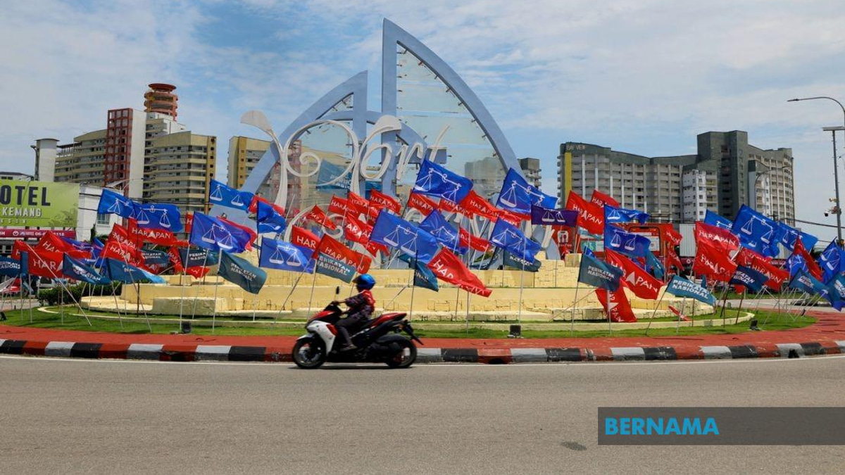 Negeri Sembilan Voters Face Afternoon Storms on Election Day