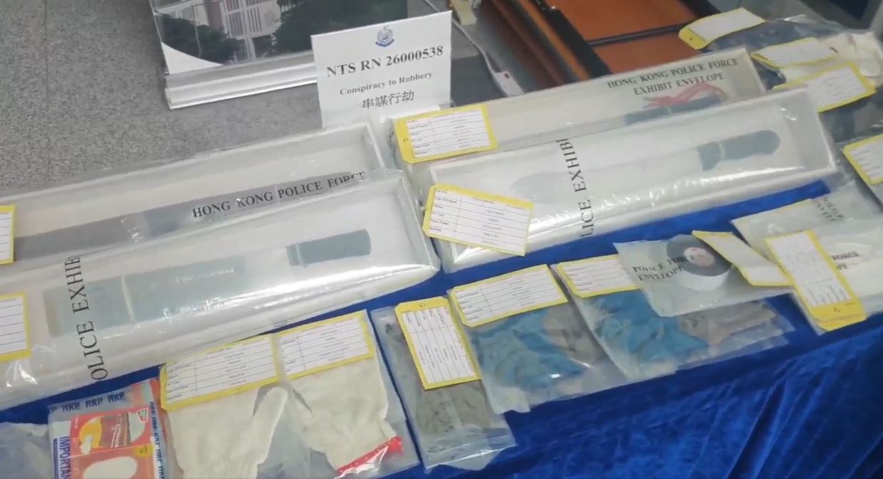 Seven arrested in HK$7 million airport gold heist as Hong Kong police hunt mainland suspects