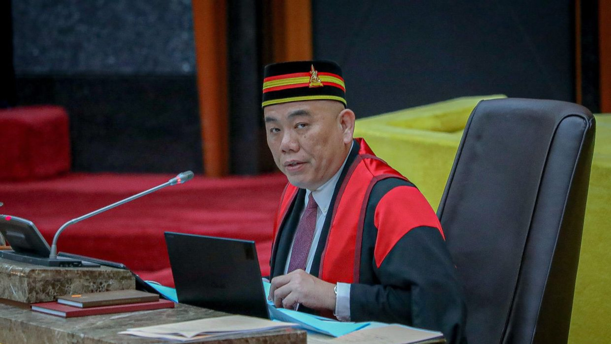 Selangor Speaker Rules Out By-Elections, Confirms All Assemblymen Retain Seats