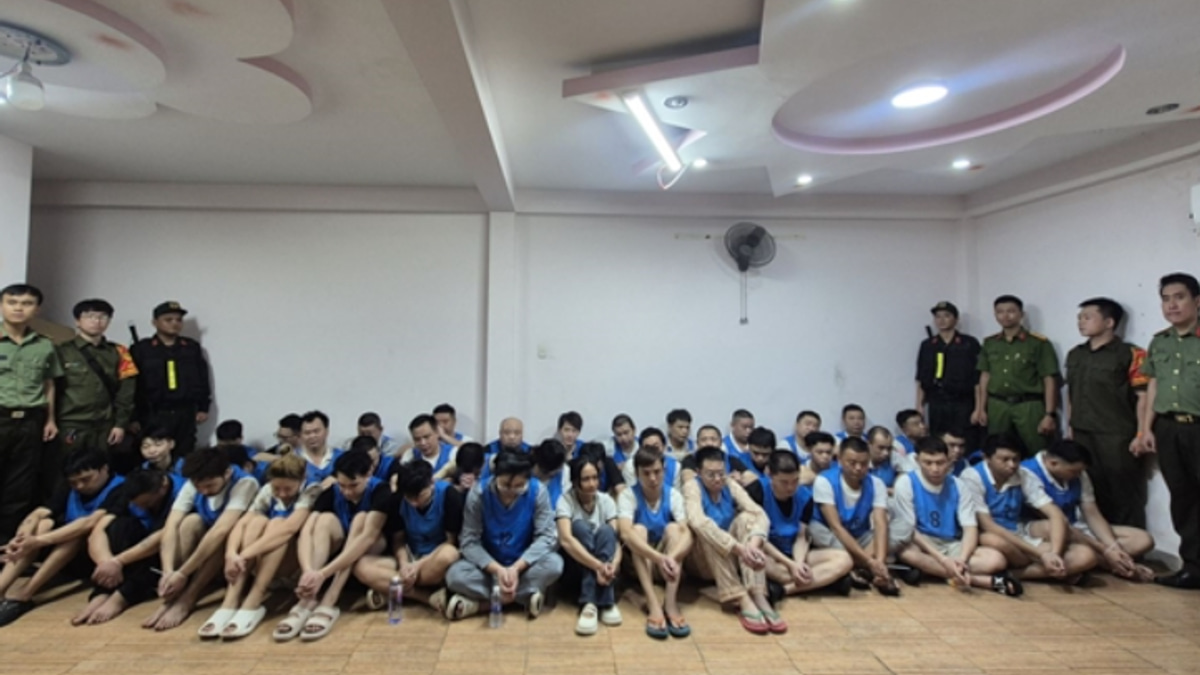Ho Chi Minh City police dismantle major online fraud networks smuggling foreign nationals