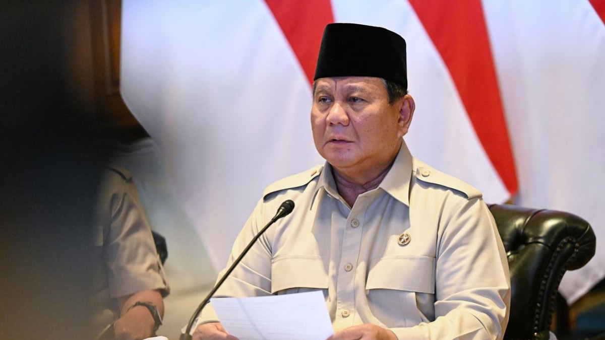 Prabowo's approval rating plummets to 51.1% as extended political honeymoon abruptly ends