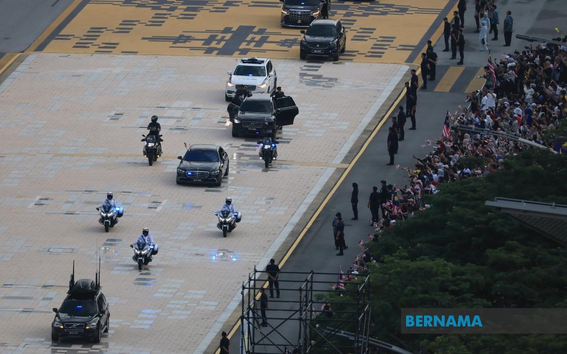PM Anwar Leads Nation in 69th National Day Commemoration at Putrajaya