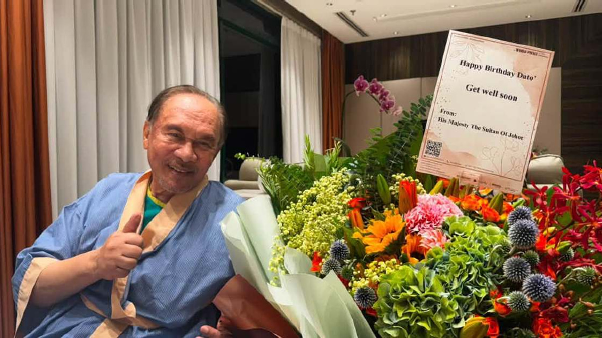Anwar expresses gratitude to King and Queen for birthday wishes and recovery prayers
