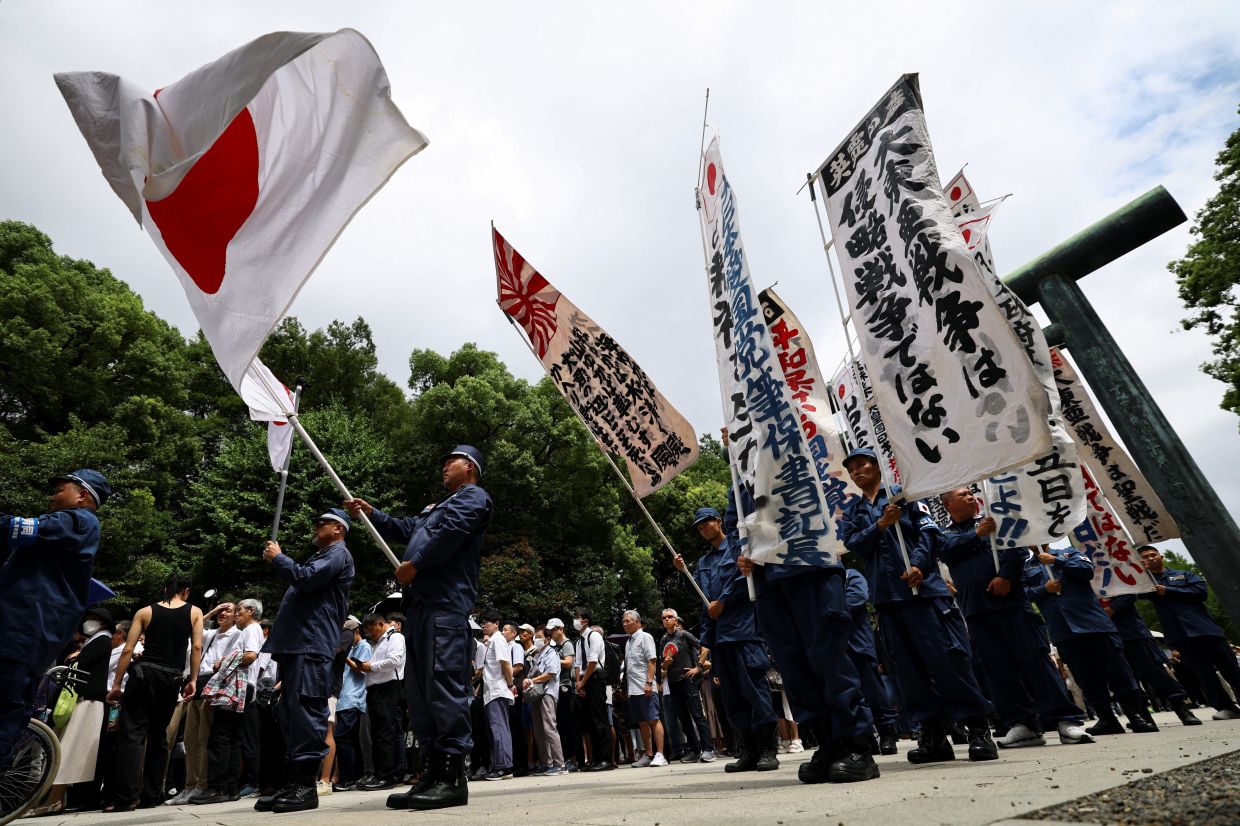 Japan's Defence Minister Visits Yasukuni While PM Keeps Distance Amid Regional Tensions