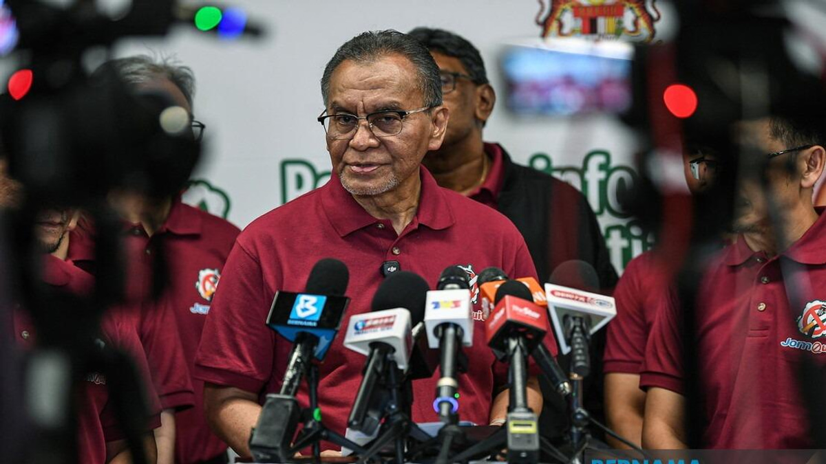 402 Vape Cases Reveal Synthetic Drug Links, Strengthening Case for Ban — Dzulkefly