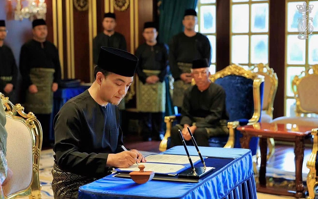 Onn Hafiz Begins Second Term as Johor Menteri Besar, Consolidating Family's Political Dynasty