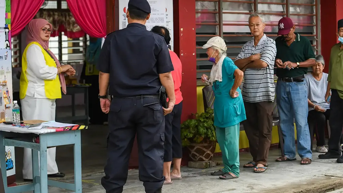 Bersatu Voters May Shift to PH Over Strained PAS Relations, Analysts Suggest
