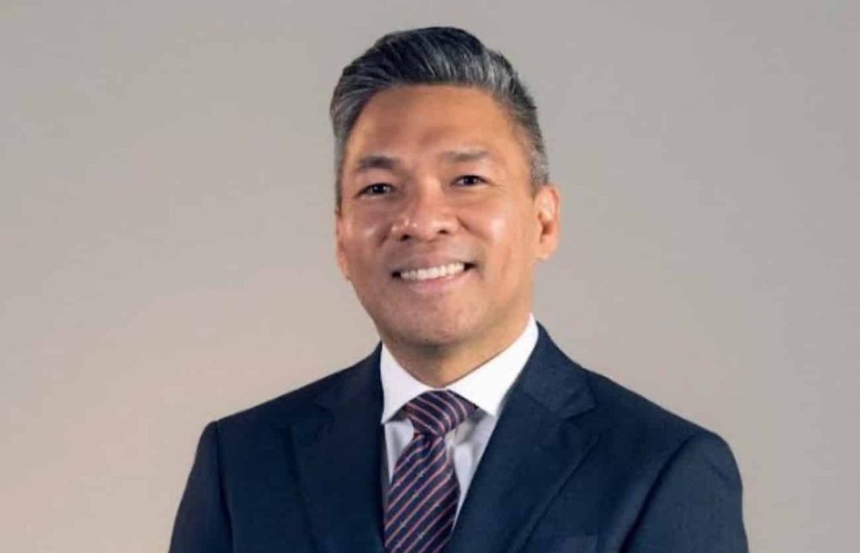 Foreign divorce decrees cannot dissolve marriages of Filipino citizens, Justice Department clarifies
