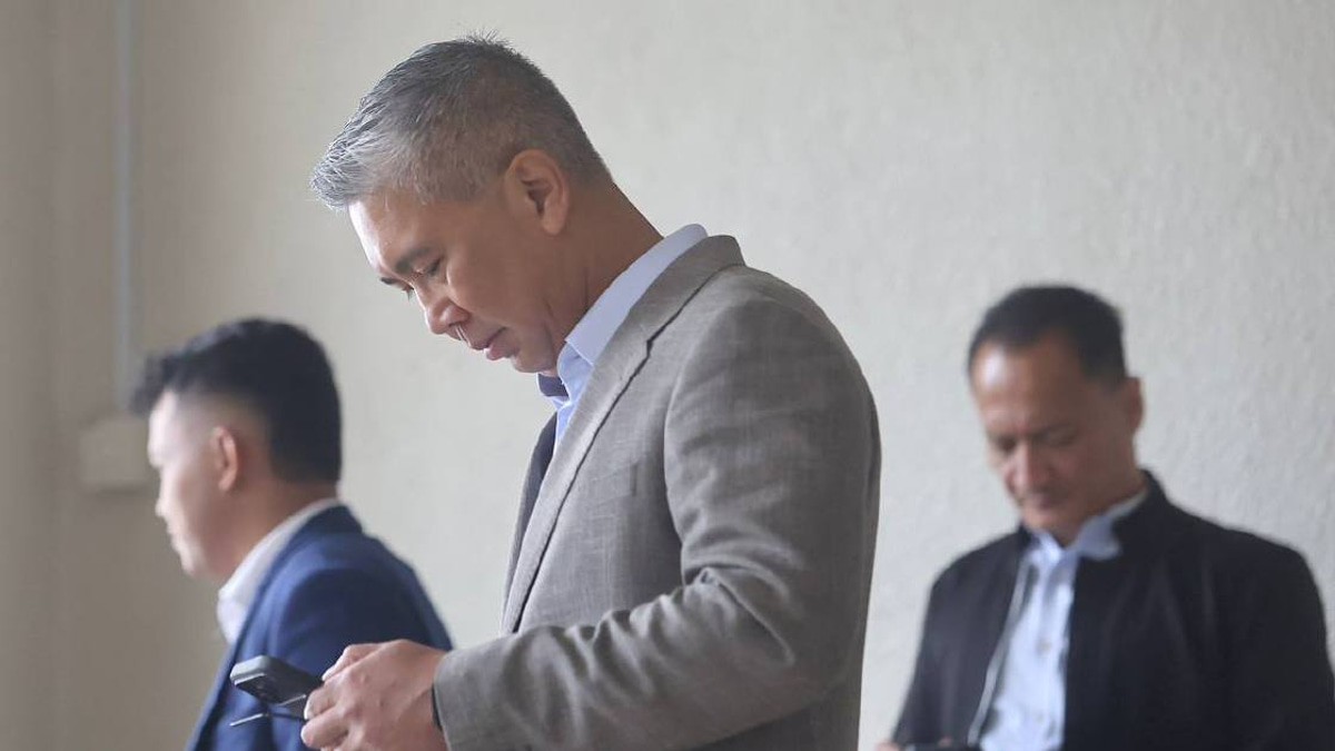 Tengku Zafrul tells court Muhyiddin's minutes were orders to implement, not policy approvals
