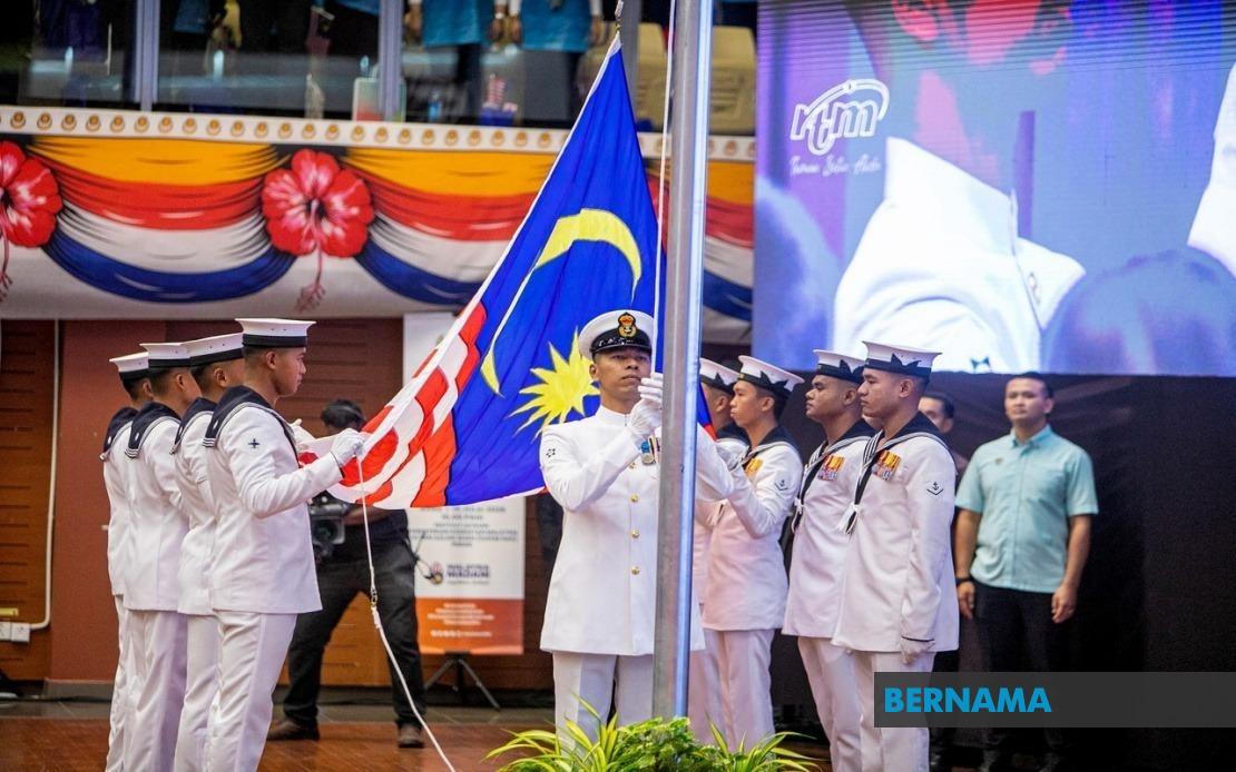Jalur Gemilang Raising Ceremony Marks Return of National Month Campaign