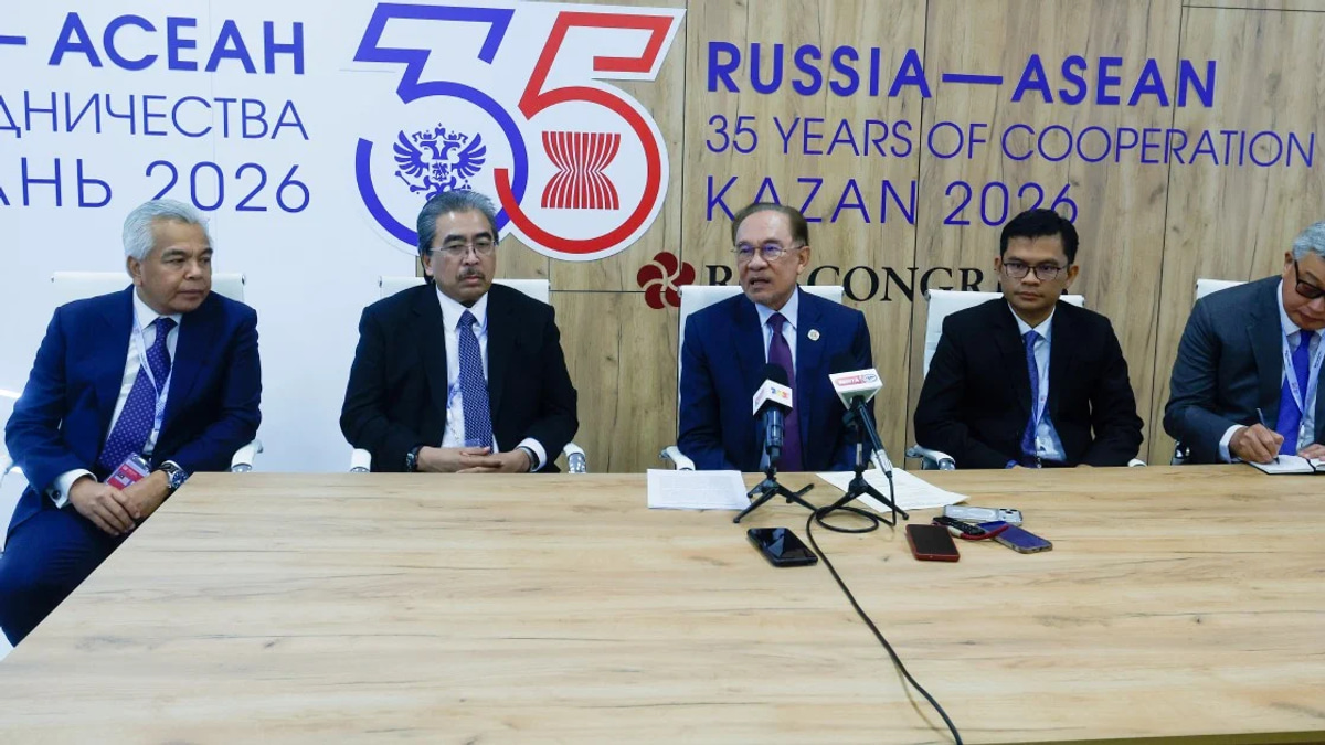 Malaysia to Fast-Track Visa-Free Entry for Russian Tourists, PM Says