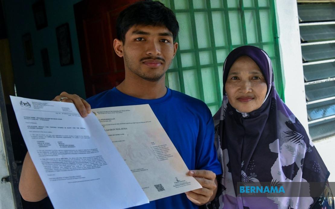 MARA Throws Lifeline to Kelantan Student Offered Place at Al-Azhar Medical School