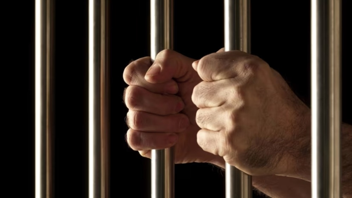 Ex-Unit Trust Adviser Imprisoned 18 Months and Fined RM2 Million for Investment Scam