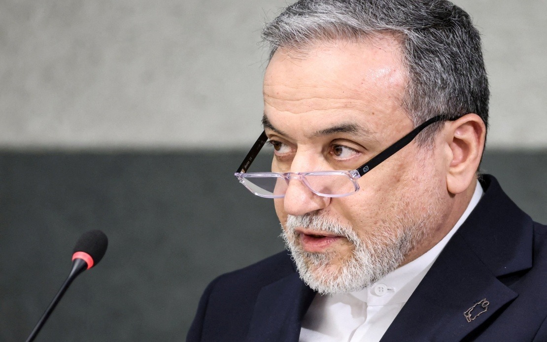 Iran Claims Guardianship of Strait of Hormuz as Trump Threatens Shipping Fees