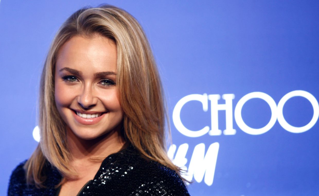 Scrutiny Intensifies on Ex-Partner as Details Emerge in Actress's Death