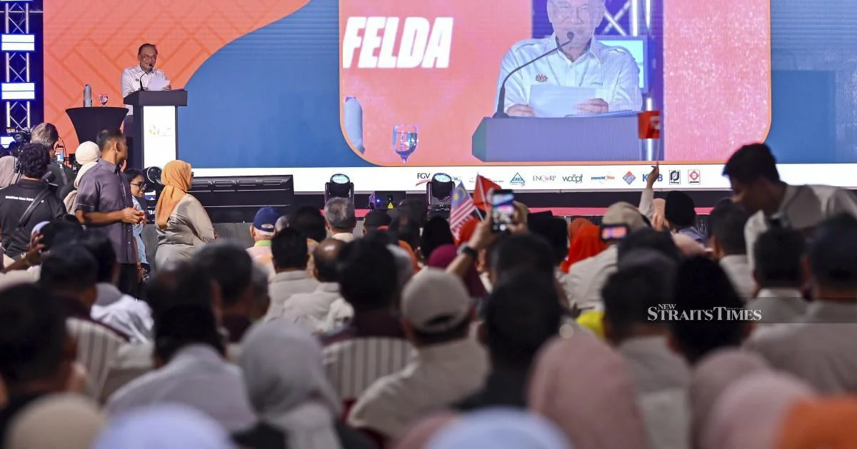 Anwar Cautions Felda Leadership Over RM980mil Debt as Governance Reform Looms