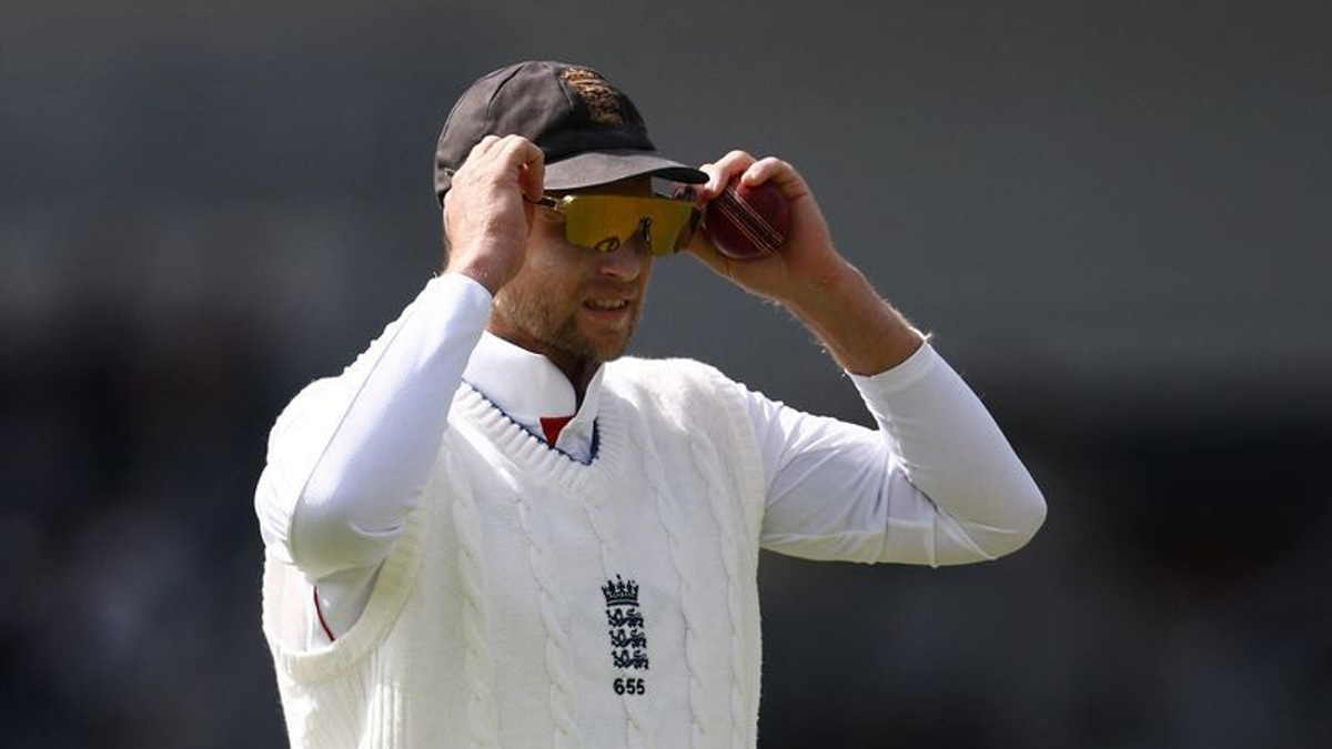England captain Joe Root frustrated by repeated off-field incidents as Carse dropped from Pakistan test