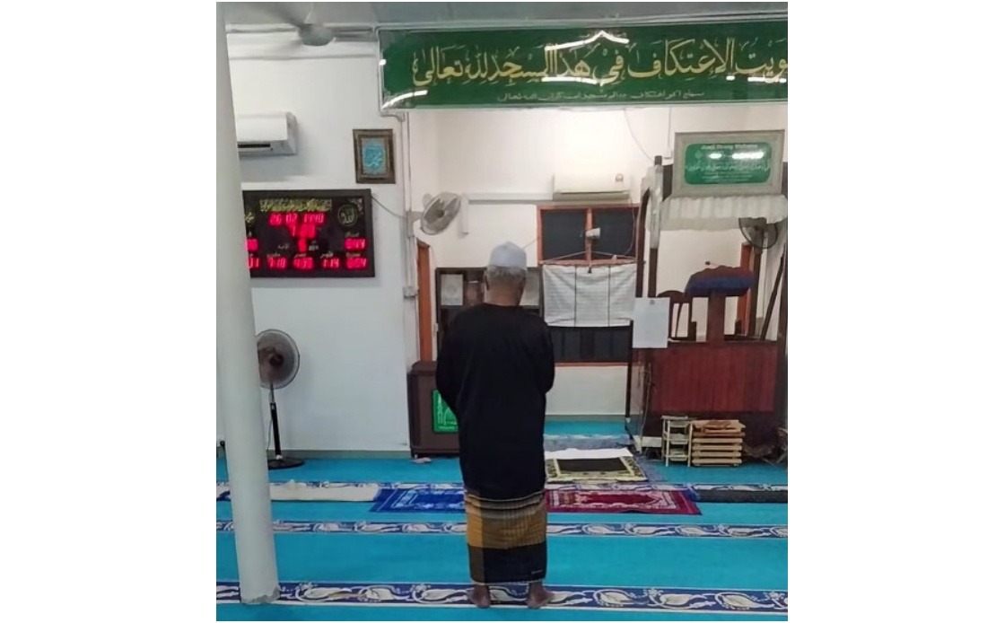 Mersing Mosque Viral Video Highlights Rural Worship Challenges Amid Population Shifts