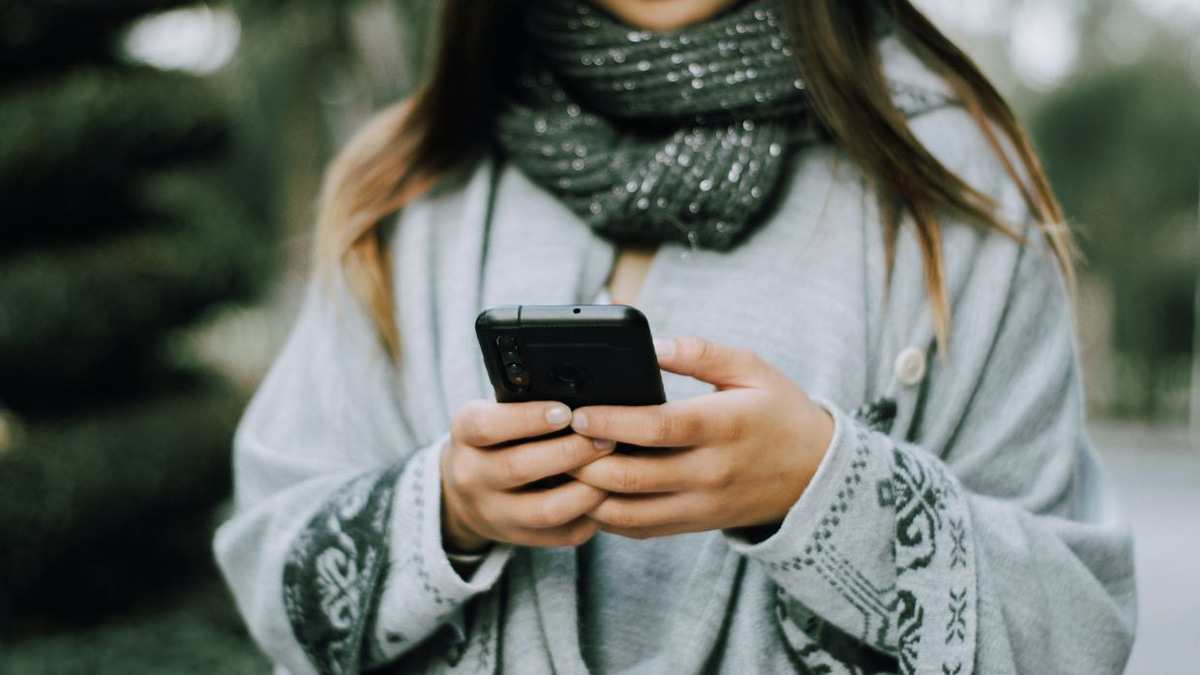 How Romance Scammers Use Fake Identities and AI to Defraud Victims Globally