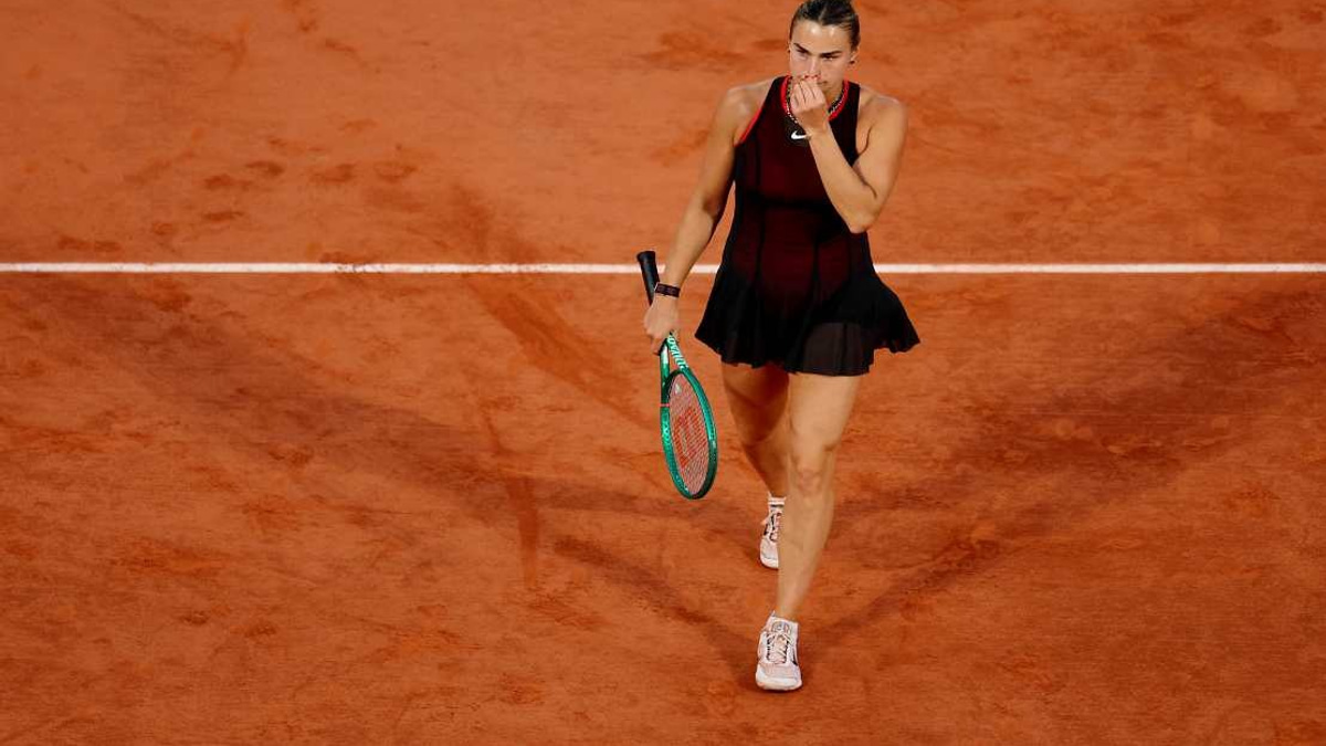 Osaka Stuns Top Seed Sabalenka To Reach Wimbledon Quarterfinals