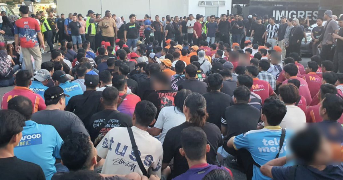226 Migrants Arrested in Johor Crackdown; Smuggling Ring Used Passport Stamping Loophole