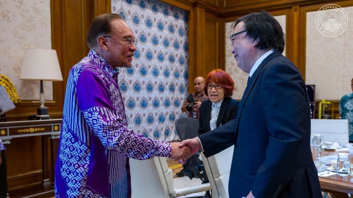PM Anwar Discusses Regional Strategy with Genron NPO Chief Yasushi Kudo