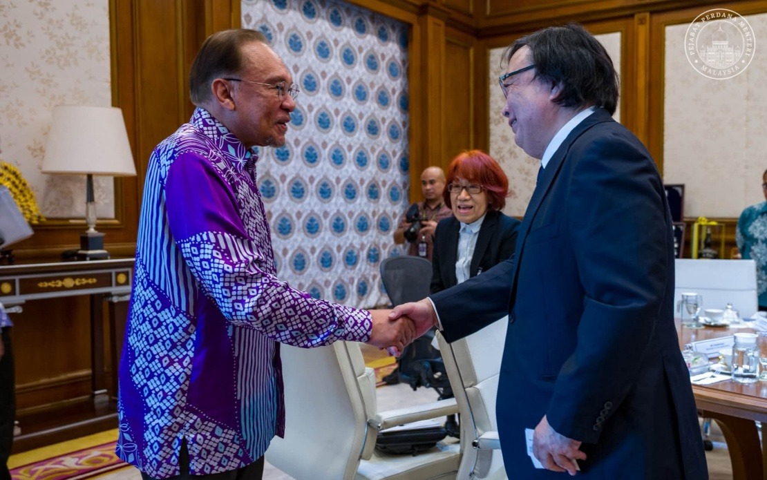 PM Anwar Discusses Regional Strategy with Genron NPO Chief Yasushi Kudo