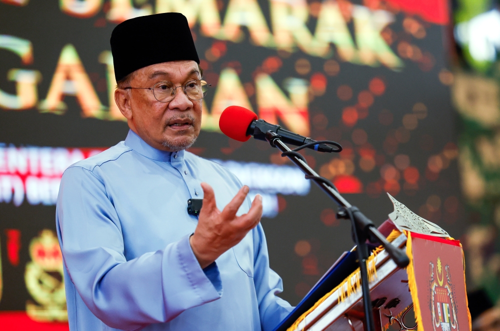Anwar Defends Secrecy Around Tabung Haji RCI Report, Citing Stability Concerns