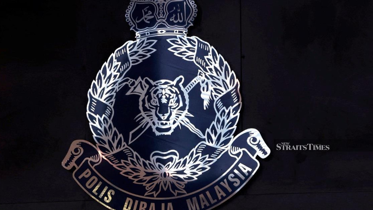 Man Alleging Police Extortion Revealed as Fugitive Wanted for International Fraud