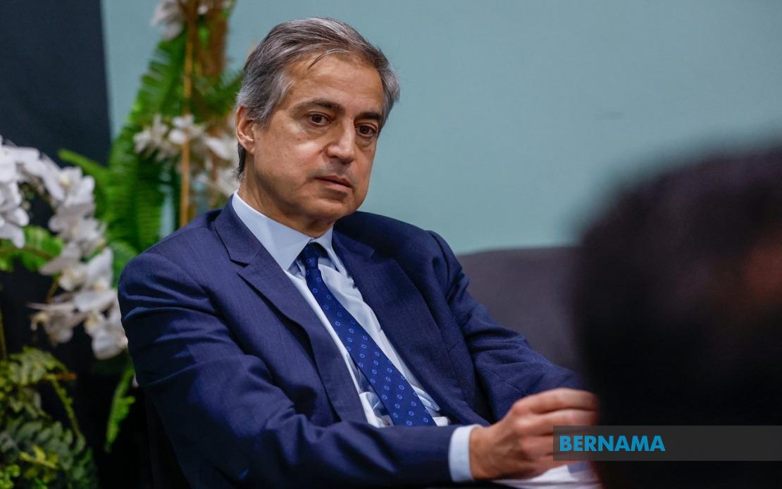 France and Malaysia Strengthen Partnership as Global Division Deepens