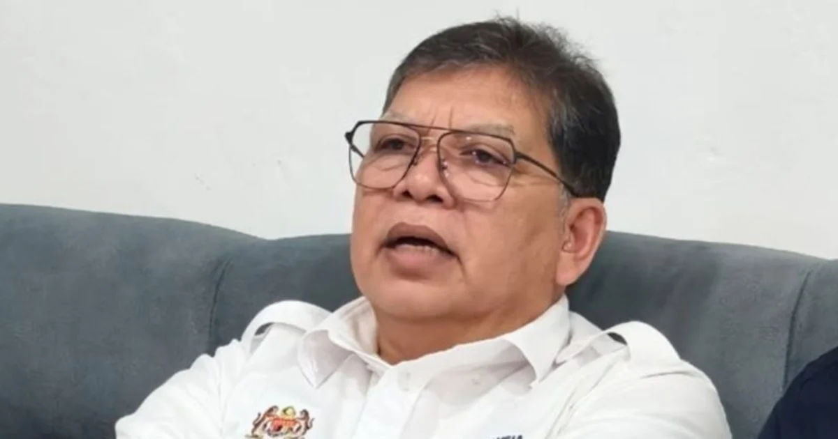 Hamzah Zainudin Reinstated as Opposition Leader Following PN's Formal Notice